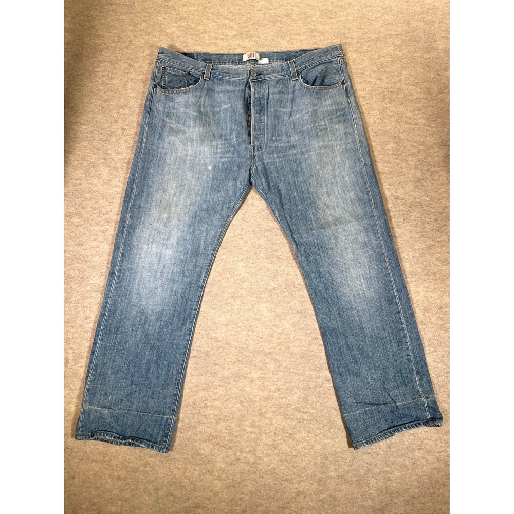 Levis 501 Original Fit Jeans Mens 44x32 Blue Denim Cotton Button Fly Light Wash